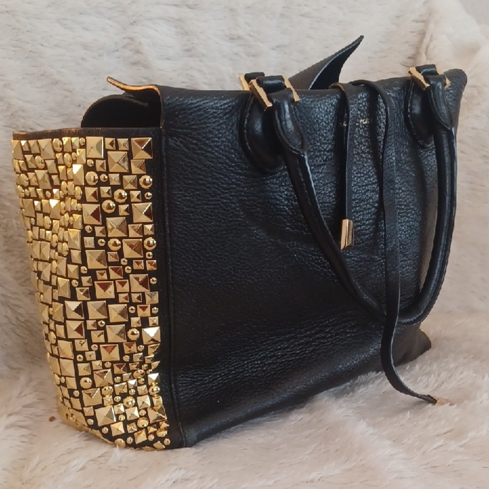 MICHAEL KORS- MIRANDA- LEATHER TOTE- Black and Gold Studded- HB283
